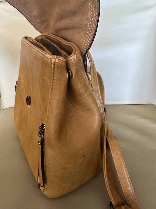 Дамска раница