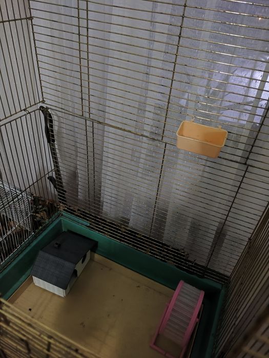 Продам клетку для попугаев