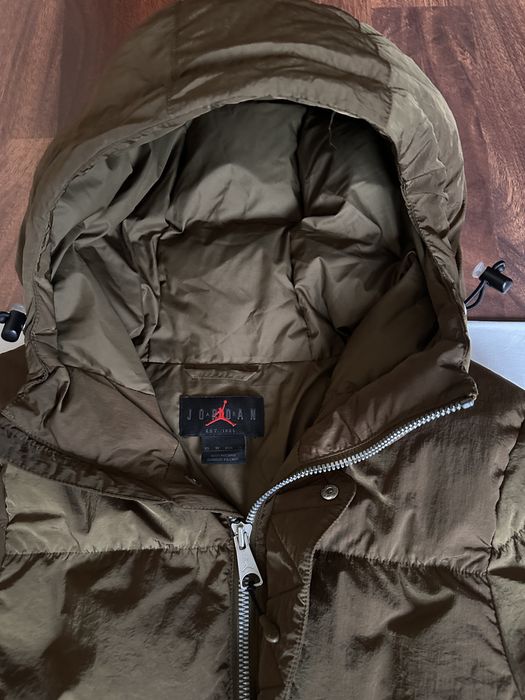 Jacheta-Parka puf,Jordan,marime XS
