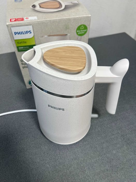 Електрическа кана Philips HD9365/10 , 2200 W, 1.7л