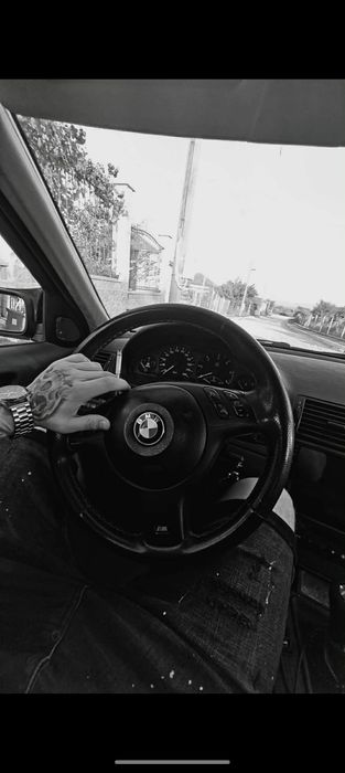 BMW E46 320D Sedan