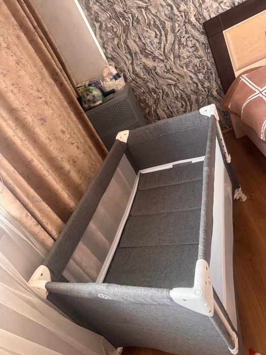 Манеж-кровать детский