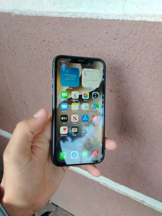 Продам iPhone 11