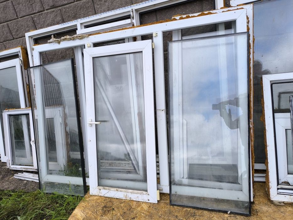 Пластиковые окна б/у