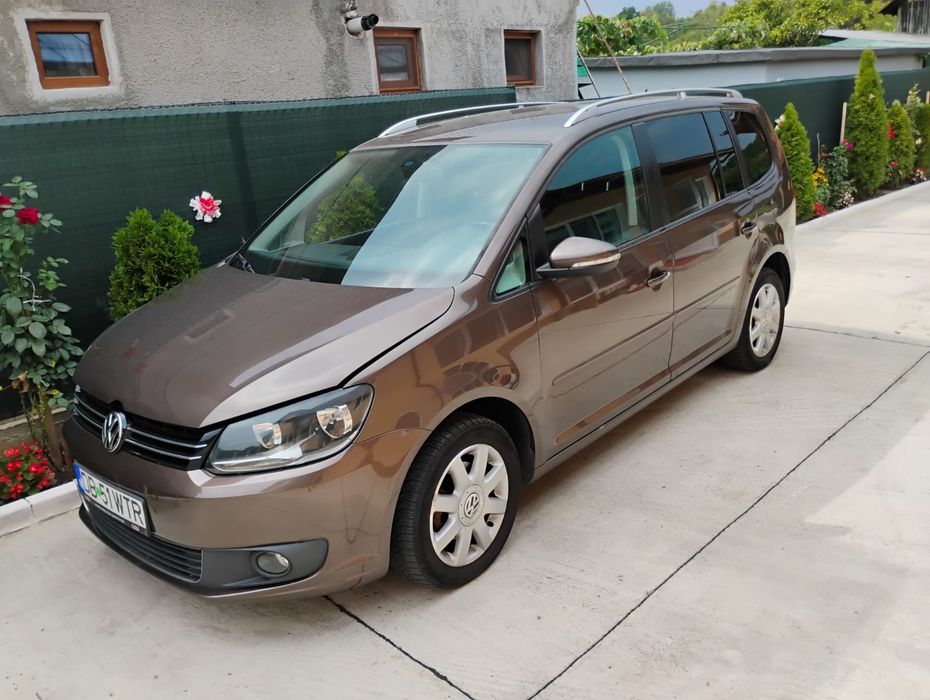 VOLKSWAGEN Touran 2011 — imagine 2