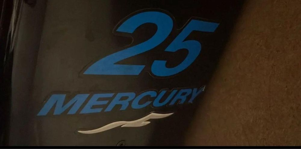 Лодочный мотор Mercury 25