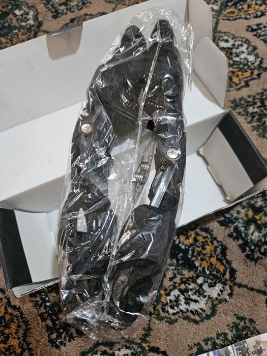 Это фиксатор коленного сустава Nasus Sports Kneecap Resistance Strap,