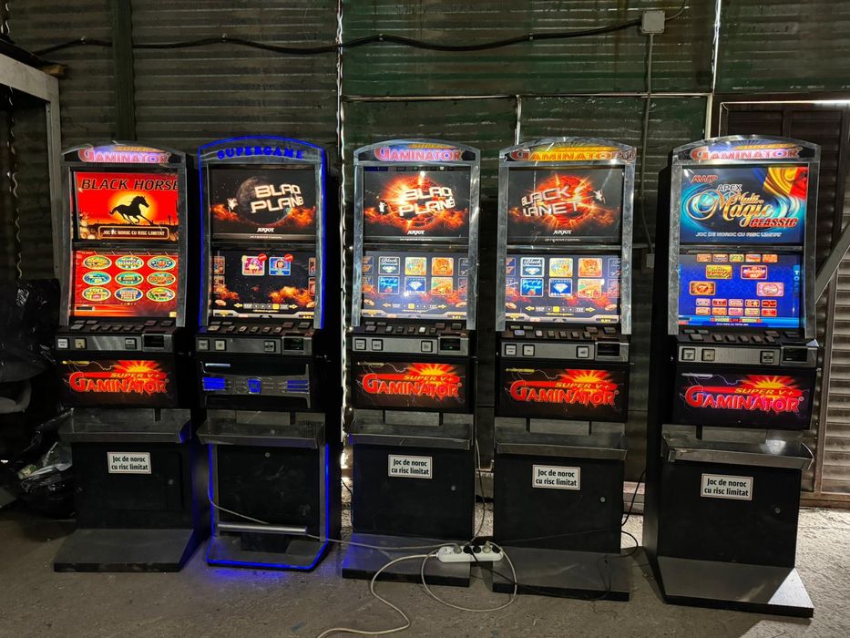 Pacanele slot machine jocuri de noroc