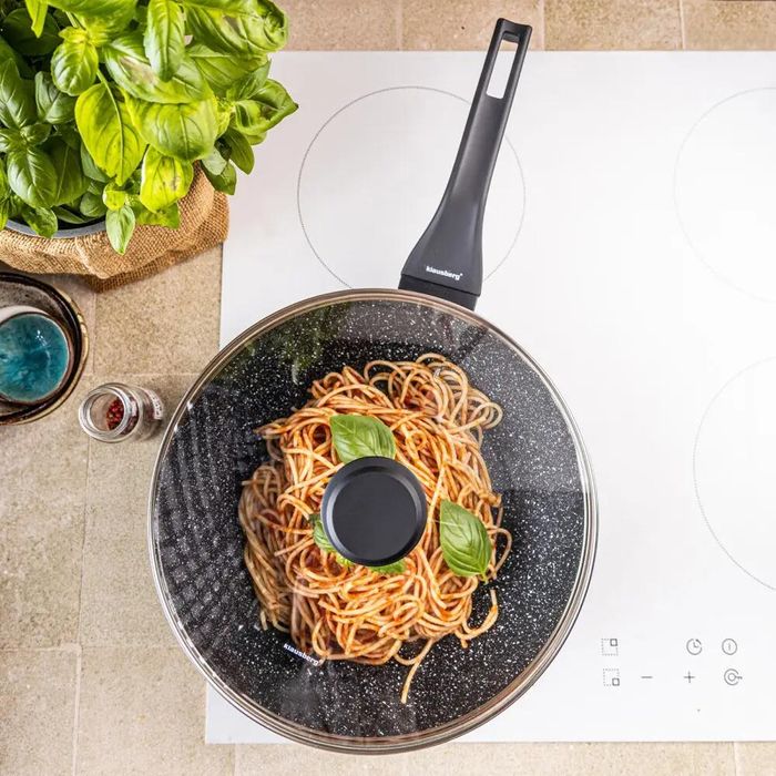 Tigaie wok neagra cu capac, din marmura, 28 cm, Klausberg