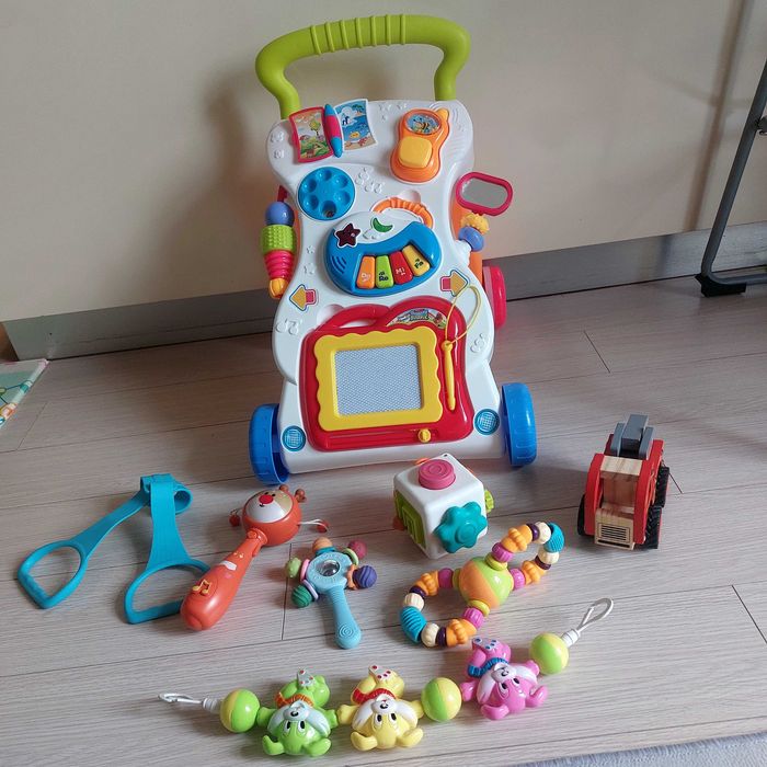 Vând diverse jucării