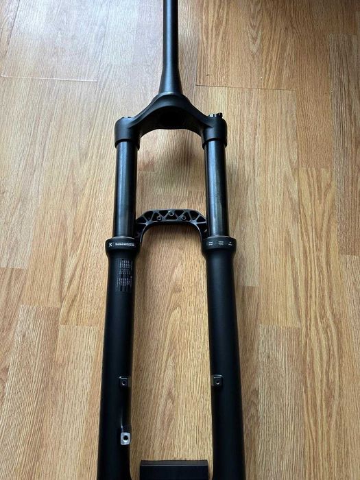 RockShox 35 Silver TK 29" cu cursa de 160 mm pe aer NOU