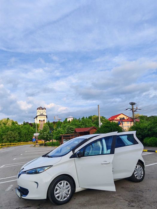 DE VANZARE: Renault Zoe Electric