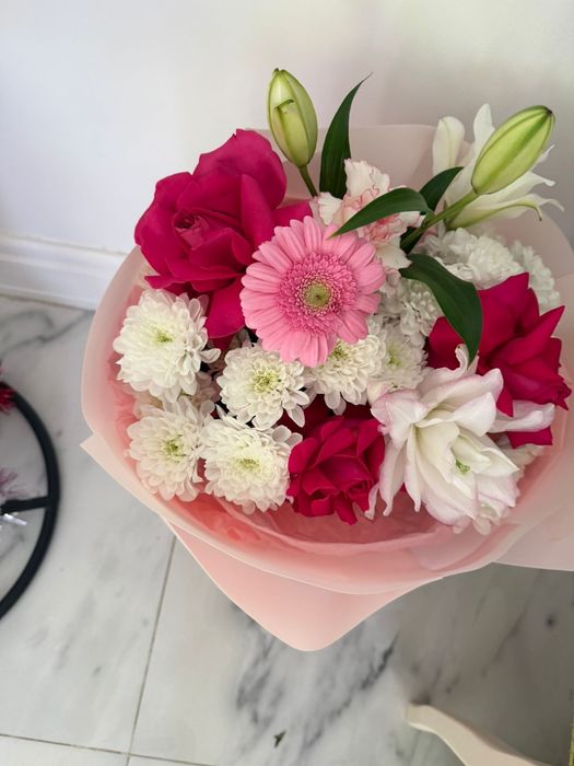 Букет из разных цветов