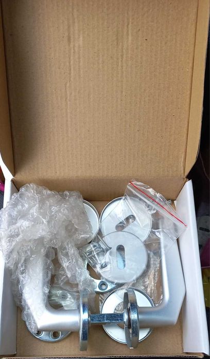 5 бр. нови дръжки за врата с розетка – сатениран никел