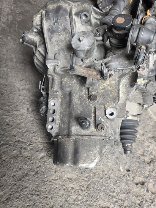 Spark 1 lik karobka xolati alo GM  Korea