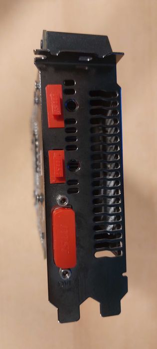 MSI rx 570 4gb DDDR5
