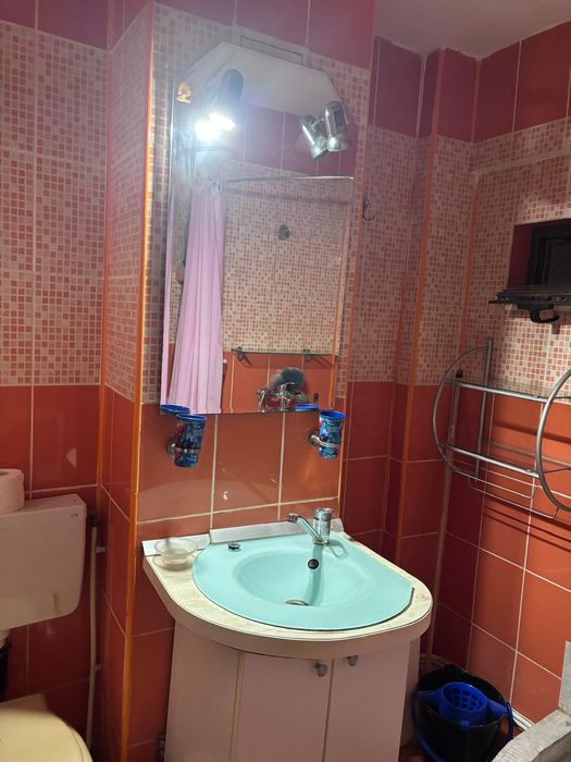 Vand apartament 2 camere