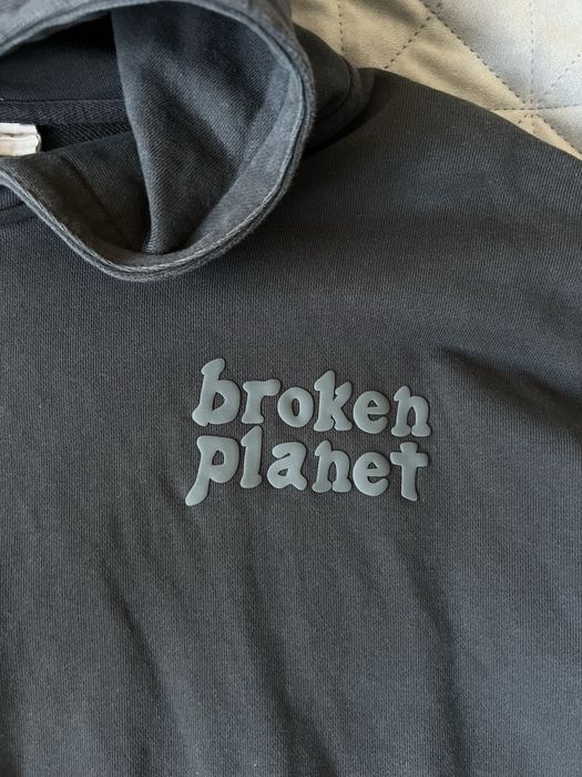 Broken planet худита