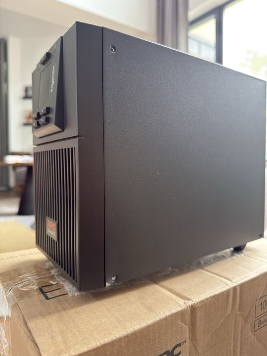 UPS  защити / АРС Easy-UPS SRV 1000VA 230V