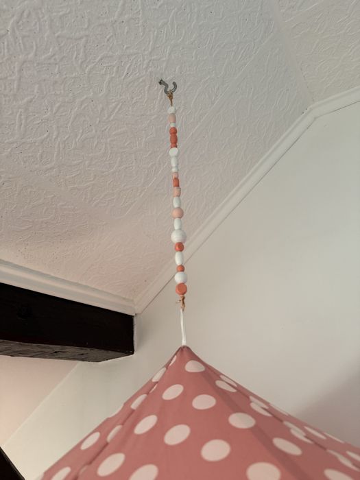 Baldachin cu perna si tulle