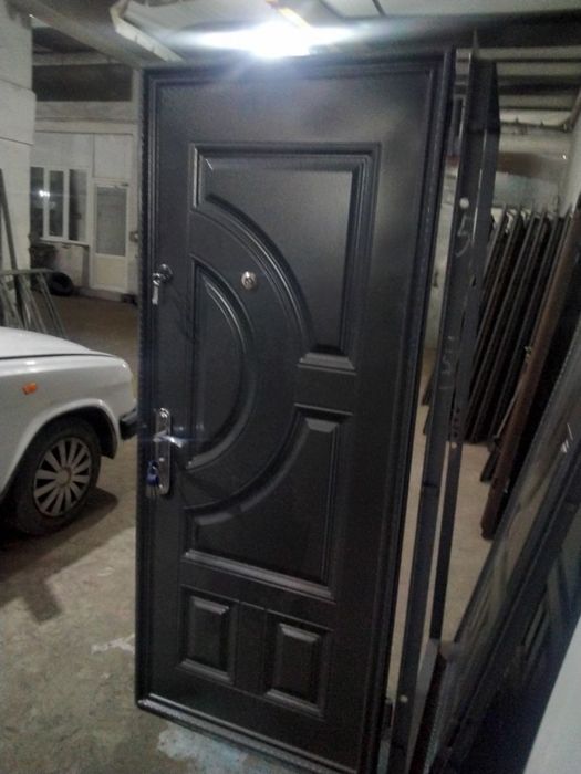 Temir eshiklar. Железная двери