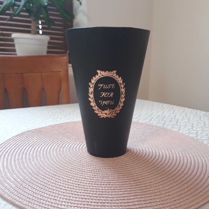 Кутия за  бижута или цветя