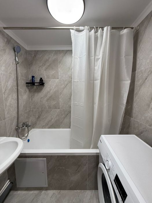 1 комнатная,проспект Аблайхана