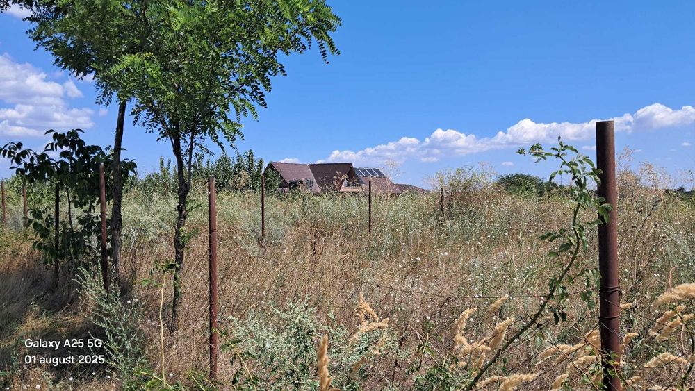 Vand loturi de teren  Extravilan   Sat Costi