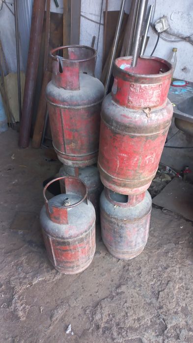 Продам газ балонй