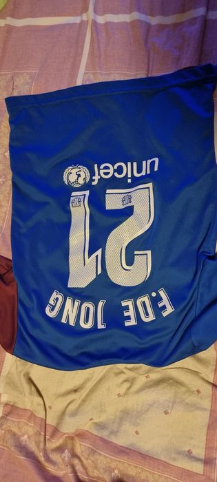 Vând 3 tricouri echipa de fotbal a Italiei, Schurle și a FC Barcelona