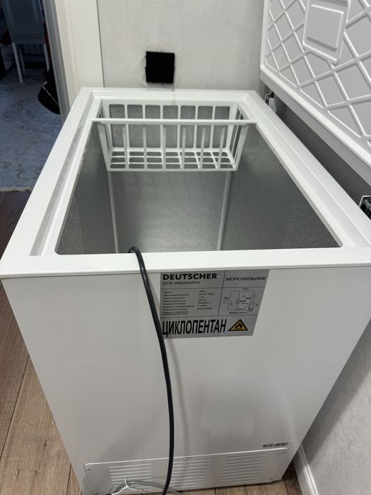 Продам морозильную камеру