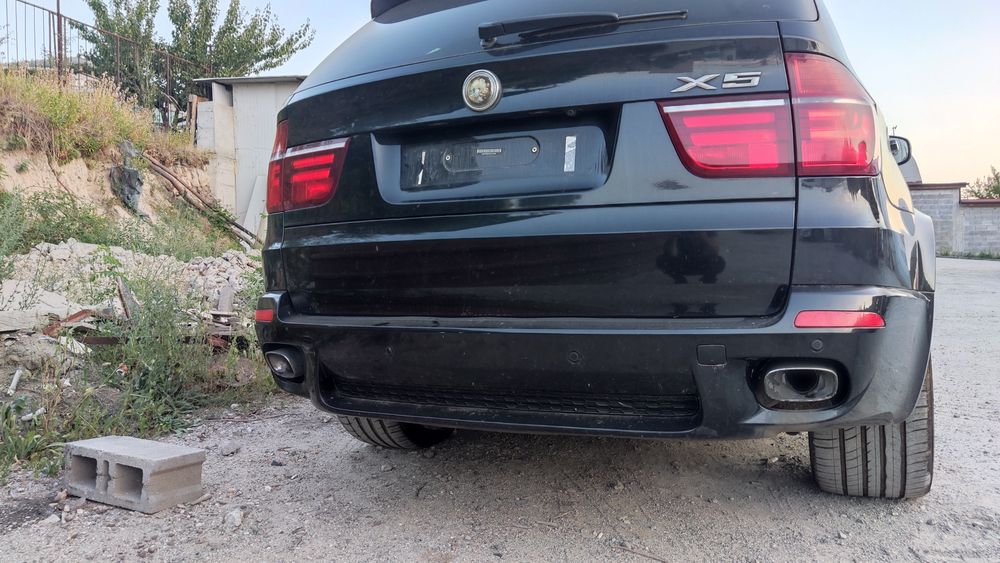 Bmw X5 E70 2011 LCI 4.0 фейслифт на части