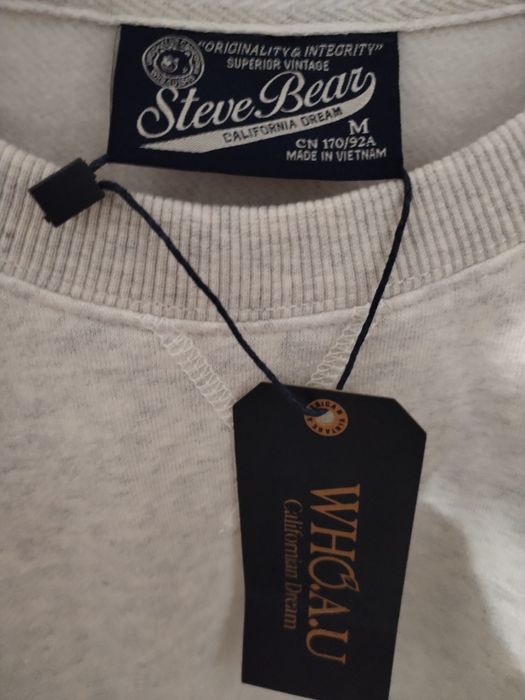 Продам свитшот WHO A. U.