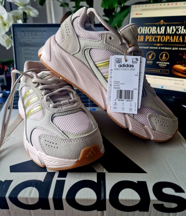 Продам кроссовки ADIDAS 38 размер