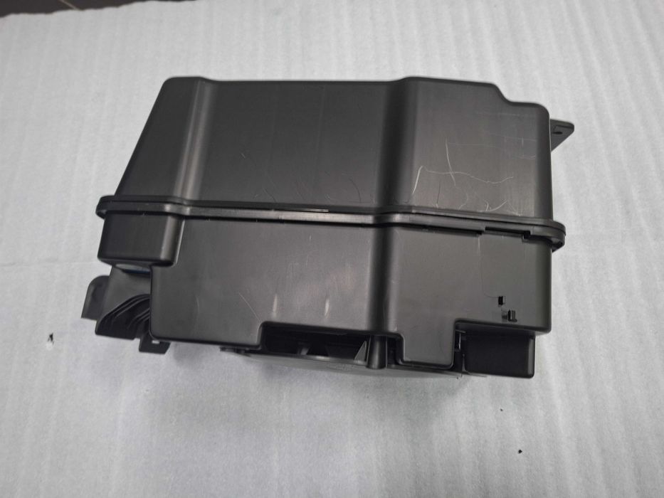 Нова Оригинална Бас Каса Ауди Bass box 85E035382A Audi A6 A4 A5 A7 A8
