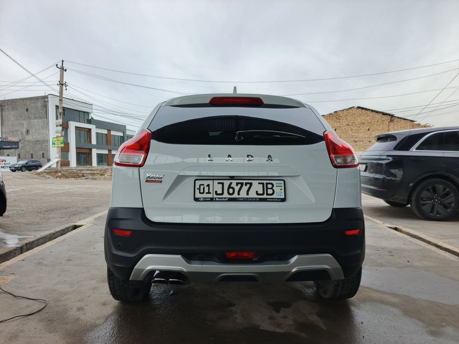 Lada Xray Cross 2021. Bir qoʻl mashina.