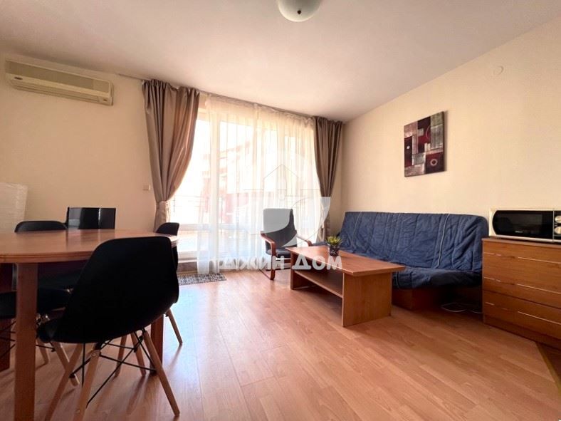 Продава се Тристаен апартамент в к.к. Елените - 97 кв.м за 856 €/кв.м - Снимка #1
