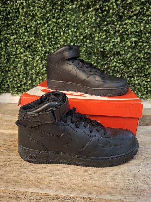 Nike сникърси Nike Air Force 1 Mid'07
Сникърси Air Force 1 Mid '07