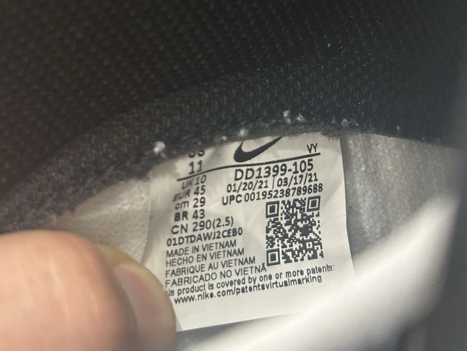 Nike Dunk High Panda