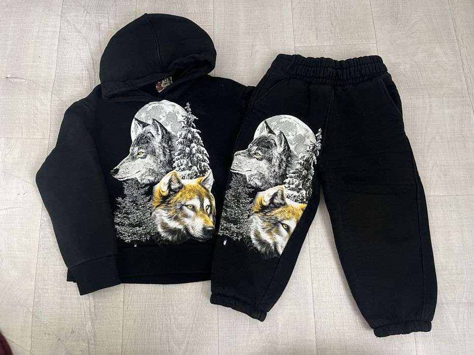 Детский костюм на два года