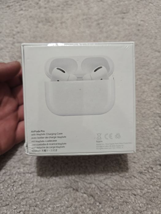 Casti air pods pro