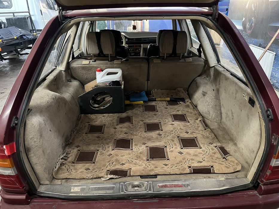 Продам 124 мерседес универсал