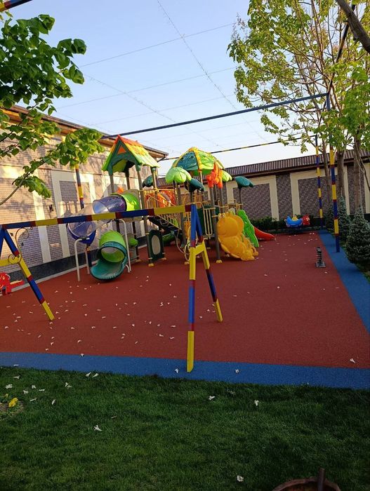 Bollalar oyingohi Yugurish yolagi uchun Quyma rezina .Rezinovy pokrita