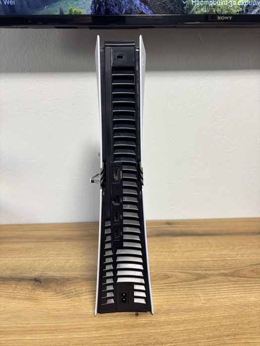 Продавам  PLAYSTATION 5 PRO !!!