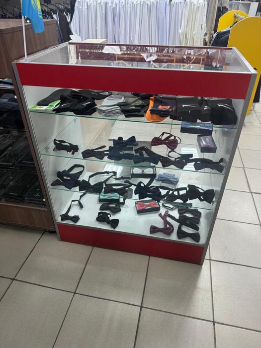 Продам витрины 3000и 5000тг