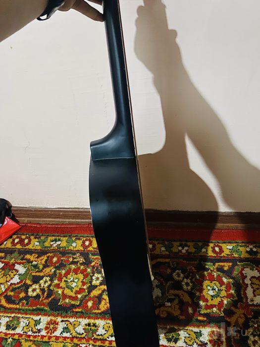 arzonga akustik gitara bor