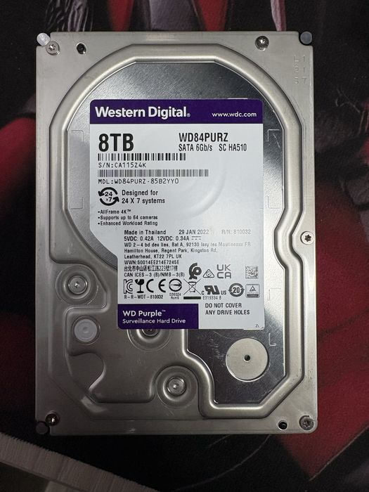 Продам жесткий диск 8тб