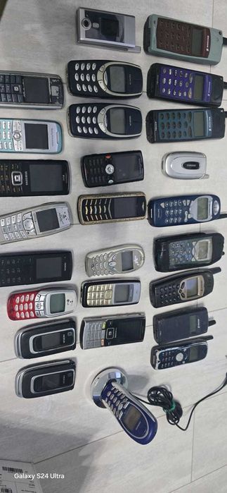 Продам ретро сотовые телефоны 2000годов