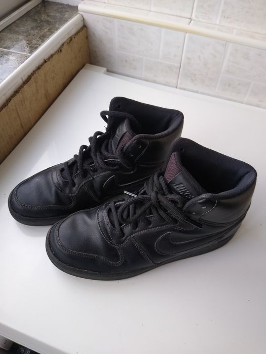 Кожени маратонки Nike