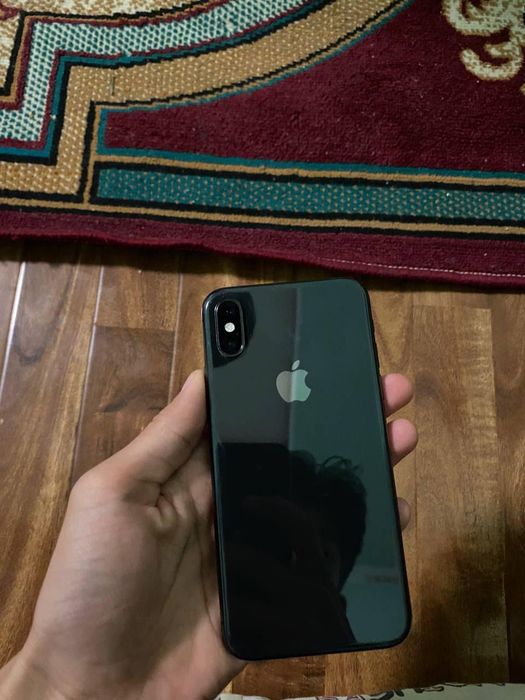 Iphone XS
Holati ideal hamma joyi radnoy 
Yomkimst 82
Xotira 64gb
Regi